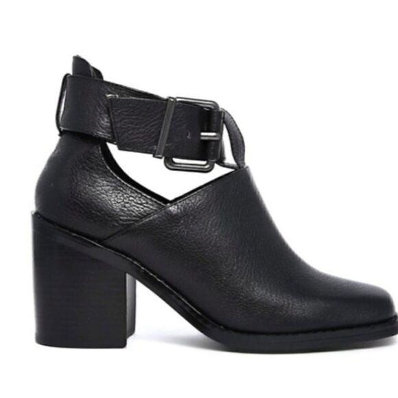 Shelly's London Reversible Adjustable Buckle Strap Block Heel Leather Booties - Picture 1 of 16